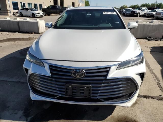 2019 Toyota Avalon XLE