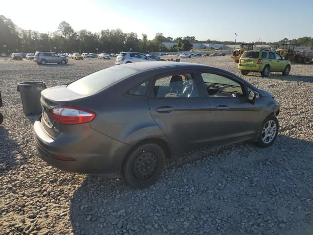 2016 Ford Fiesta SE