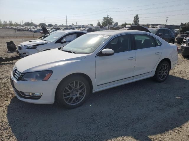 2013 Volkswagen Passat SEL