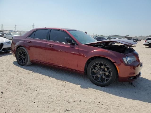 2019 Chrysler 300 Touring