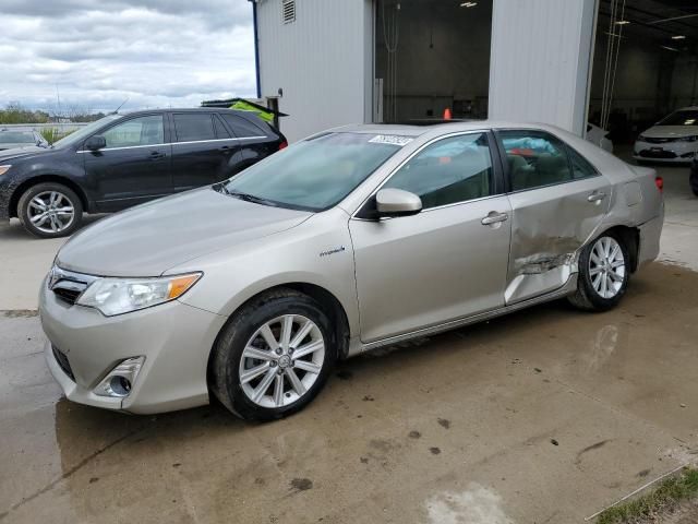 2014 Toyota Camry Hybrid