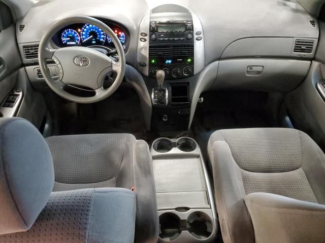 2006 Toyota Sienna CE