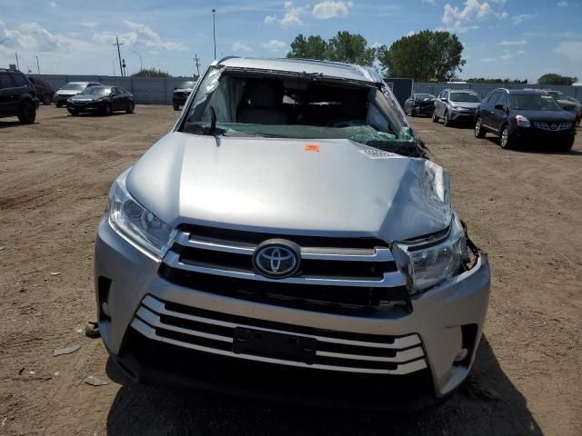 2018 Toyota Highlander SE