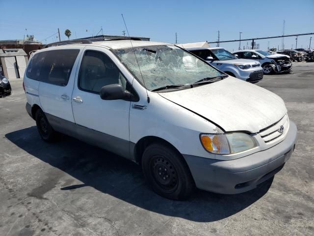 2002 Toyota Sienna CE