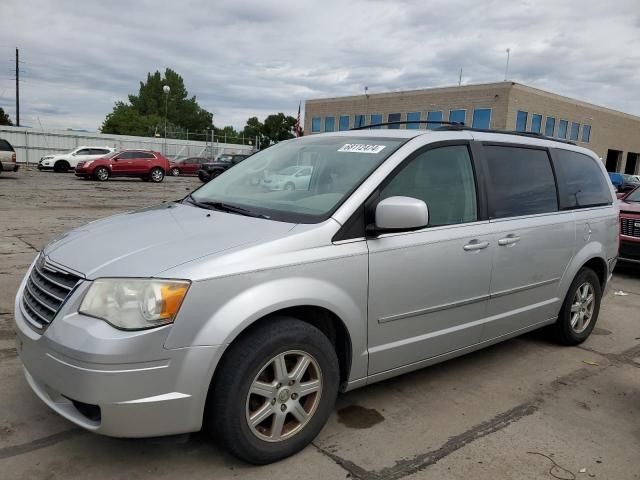 2010 Chrysler Town & Country Touring