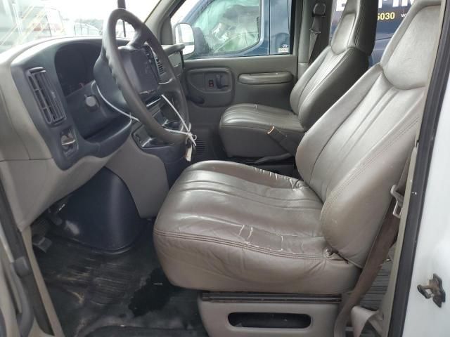 2000 Chevrolet Express G1500