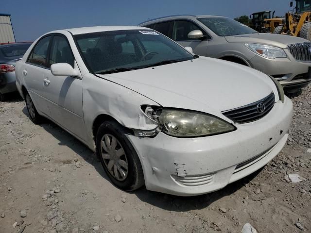 2005 Toyota Camry LE