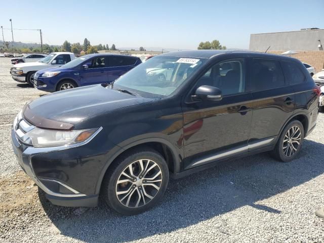 2016 Mitsubishi Outlander SE