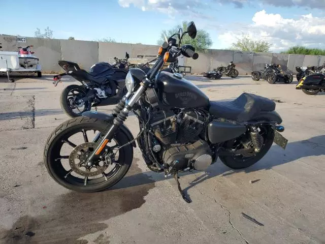 2018 Harley-Davidson XL883 Iron 883