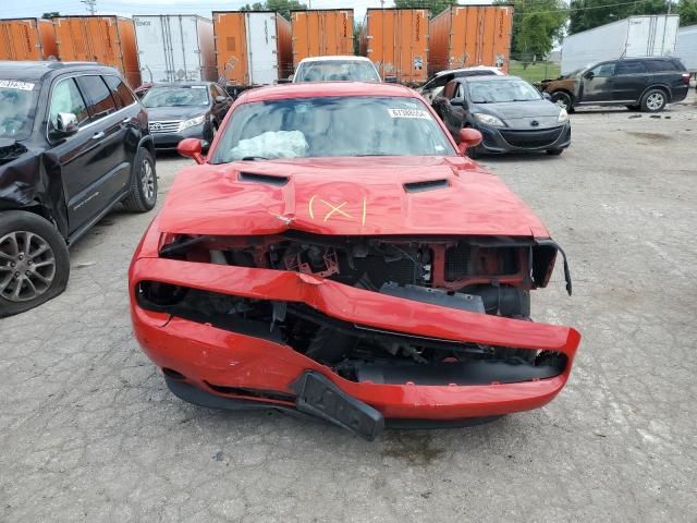 2017 Dodge Challenger SXT