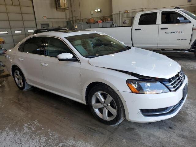 2013 Volkswagen Passat SE