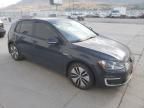 2016 Volkswagen E-GOLF SE