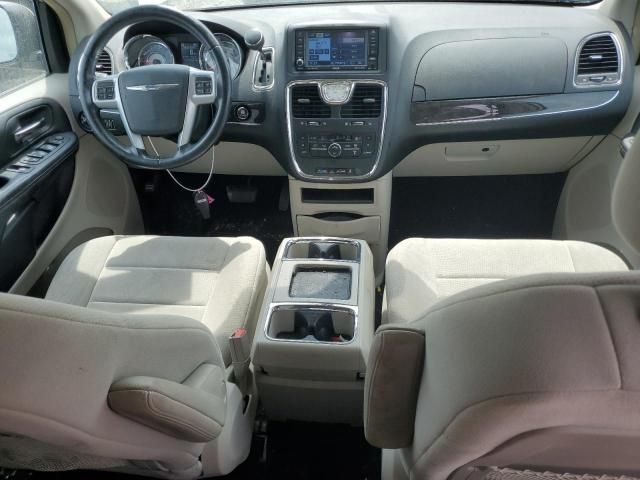 2011 Chrysler Town & Country Touring