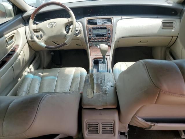 2004 Toyota Avalon XL