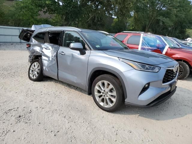 2022 Toyota Highlander Hybrid Limited