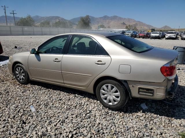 2005 Toyota Camry LE