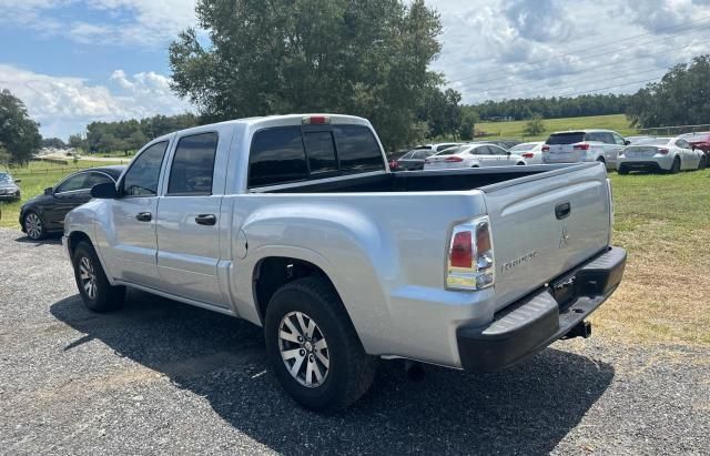 2008 Mitsubishi Raider LS