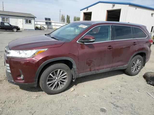 2019 Toyota Highlander SE