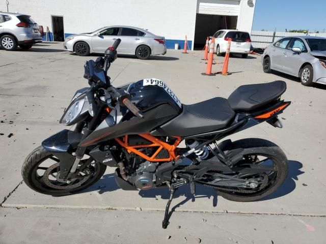 2023 KTM 390 Duke