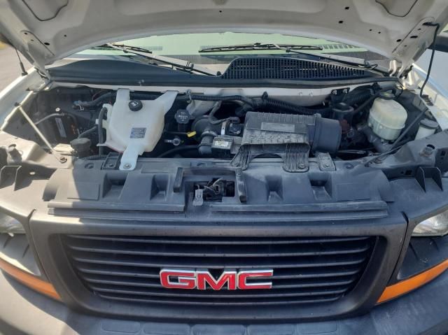 2016 GMC Savana Cutaway G3500