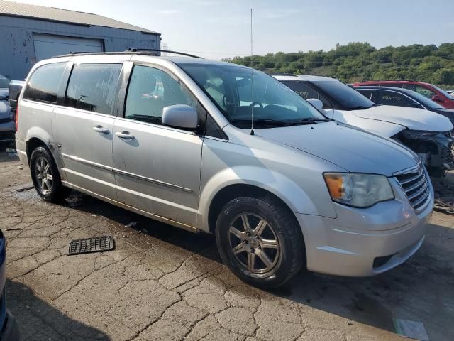 2010 Chrysler Town & Country Touring