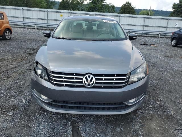 2014 Volkswagen Passat SEL