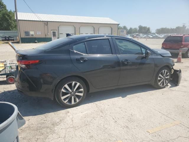 2021 Nissan Versa SR