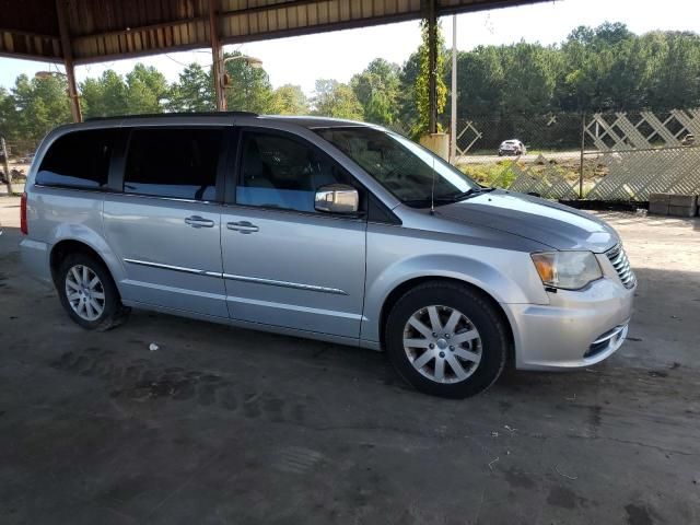 2011 Chrysler Town & Country Touring L