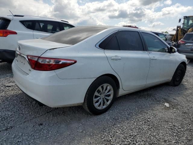 2016 Toyota Camry LE