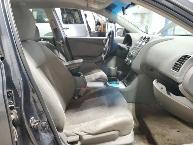 2010 Nissan Altima Base