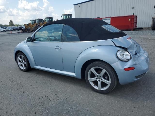 2009 Volkswagen New Beetle S