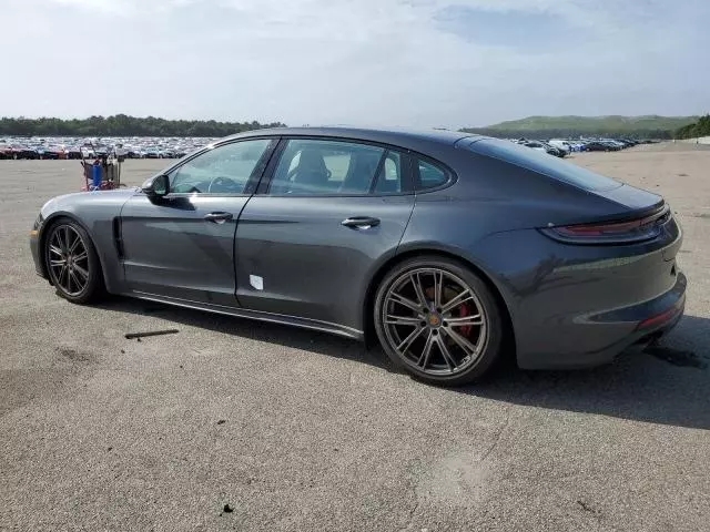 2023 Porsche Panamera 4S Executive