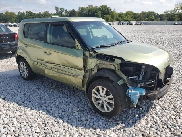 2013 KIA Soul +