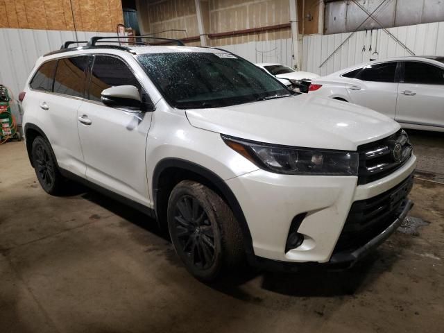 2019 Toyota Highlander SE