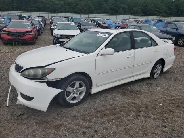 2005 Toyota Camry LE