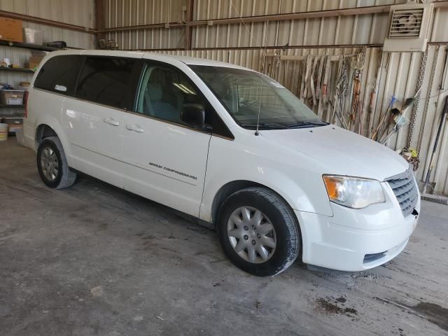 2009 Chrysler Town & Country LX