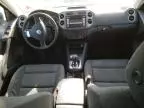 2009 Volkswagen Tiguan SE