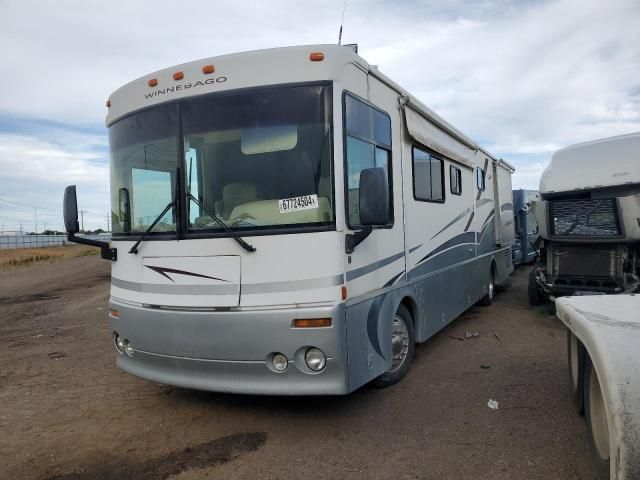 2001 Winnebago 2001 Freightliner Chassis X Line Motor Home