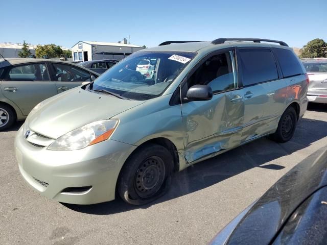 2009 Toyota Sienna CE