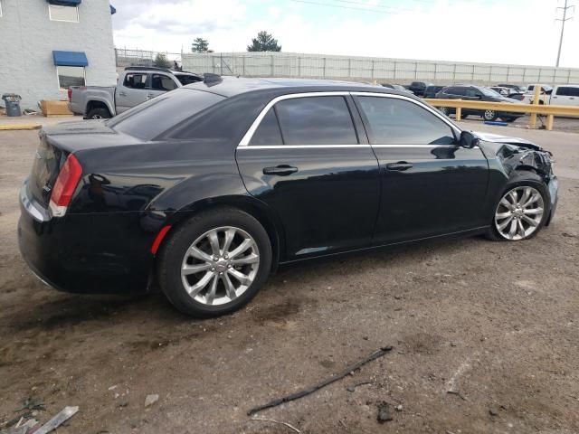 2017 Chrysler 300 Limited