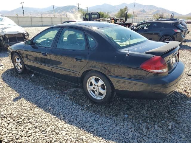 2005 Ford Taurus SE