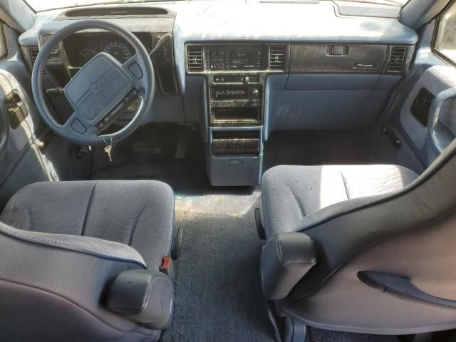 1993 Plymouth Grand Voyager