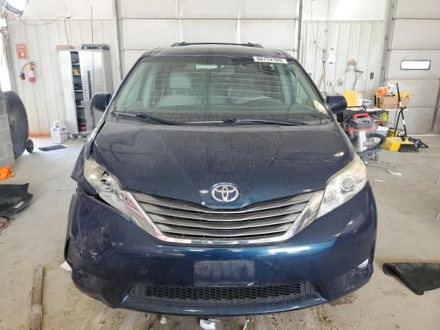 2011 Toyota Sienna XLE