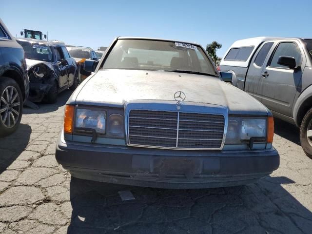 1992 Mercedes-Benz 400 E