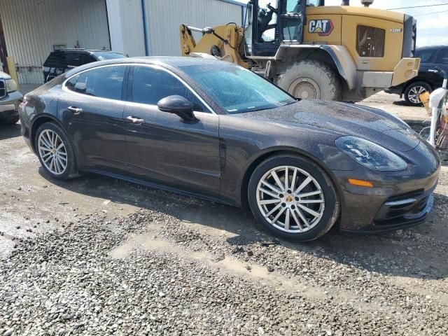 2018 Porsche Panamera 4