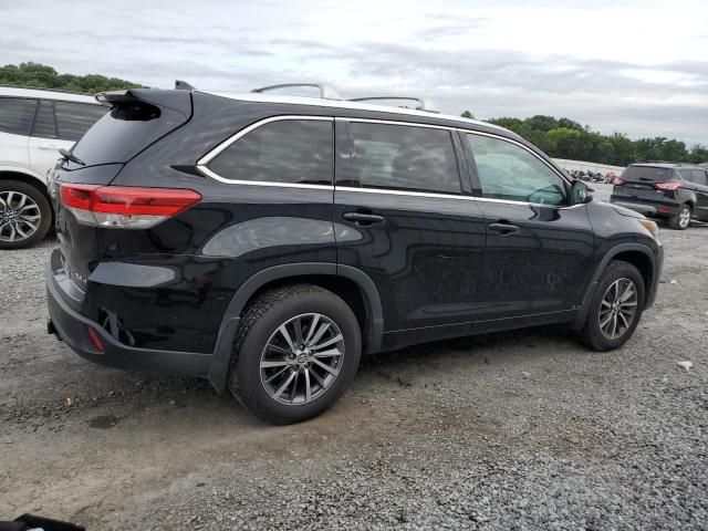 2018 Toyota Highlander SE