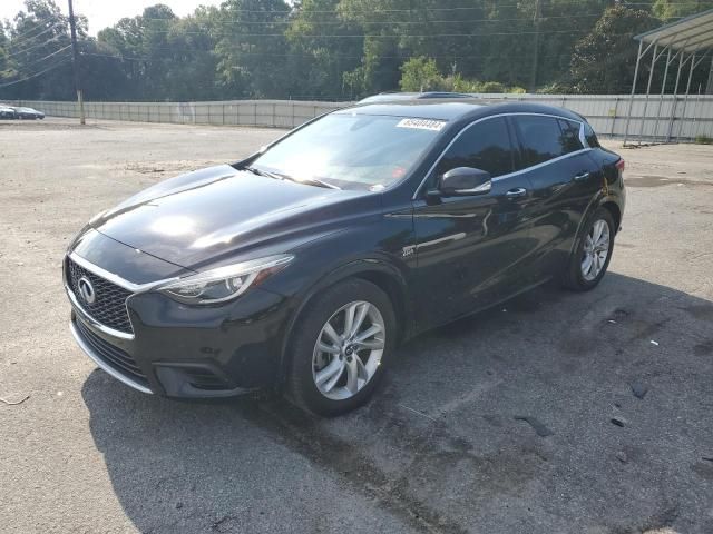 2017 Infiniti QX30 Base