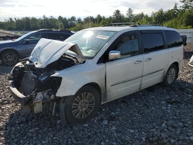 2012 Chrysler Town & Country Limited