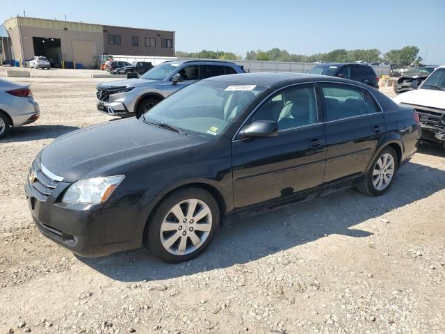 2005 Toyota Avalon XL