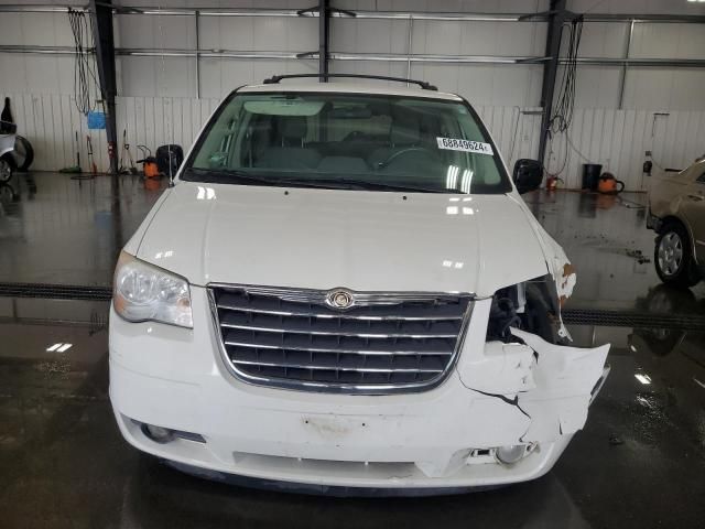 2008 Chrysler Town & Country Touring